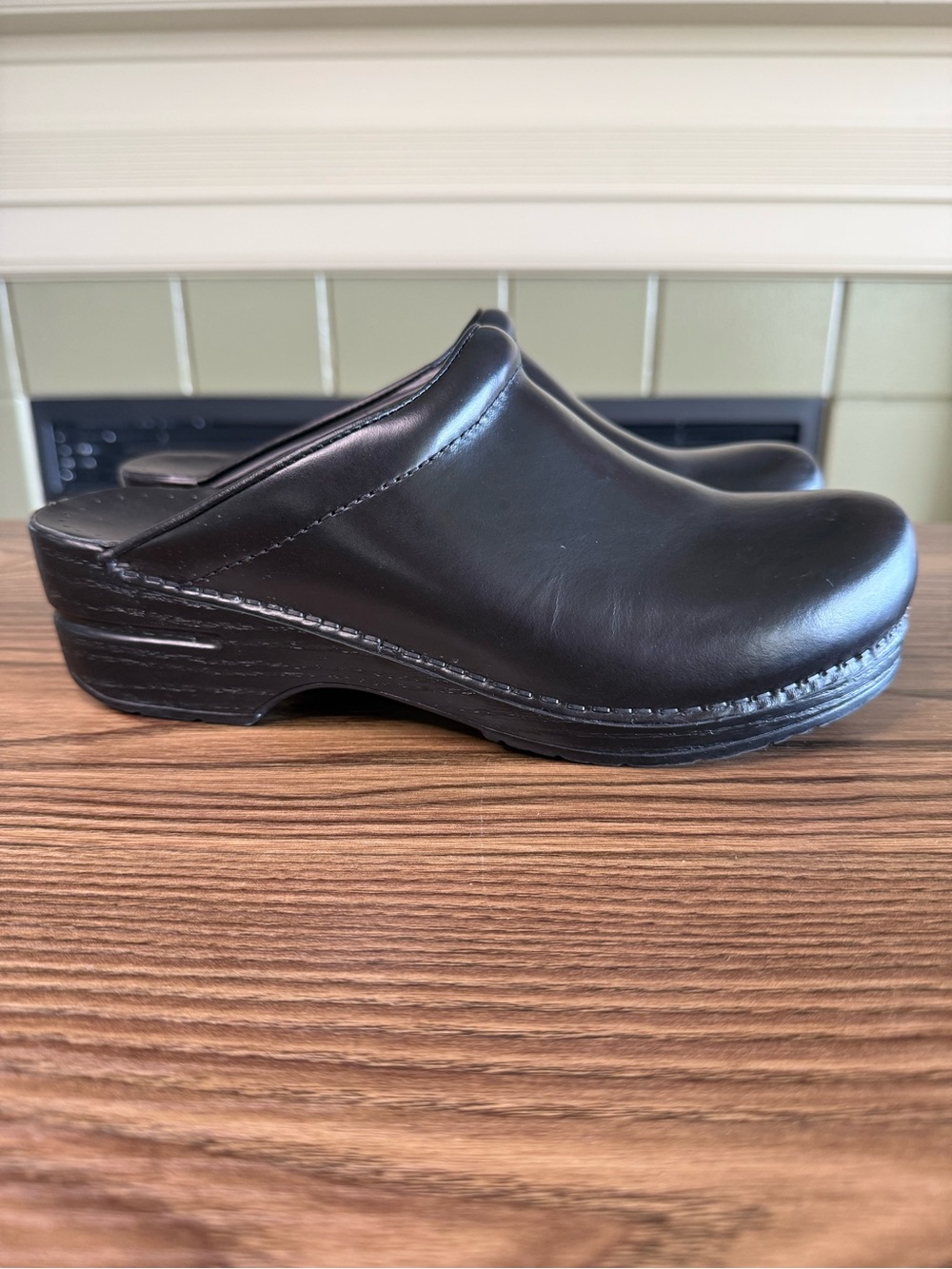 EUC Dansko Sonja Open-back Black Cabrio Leather Clog/Mule Size 40